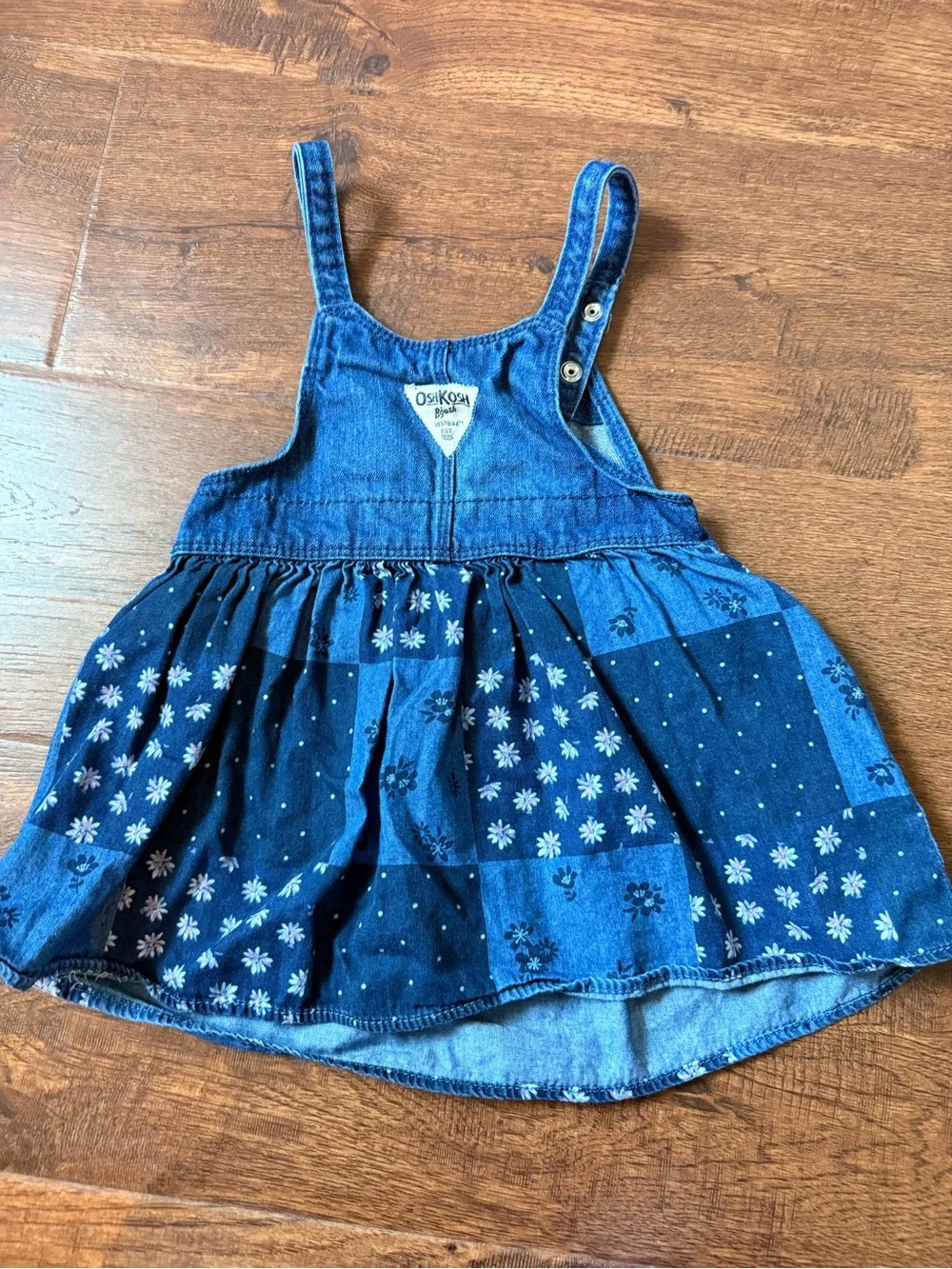 OshKosh Bgosh brand oshkosh